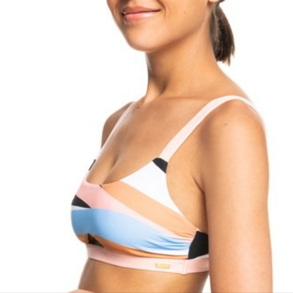 ⬇️ NWT Roxy Bikini Top - Picture 2 of 8